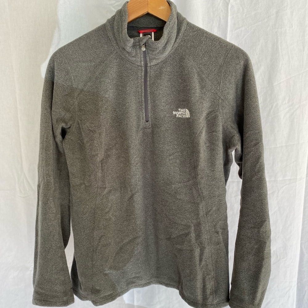 North Face Quarter Zip Fleece